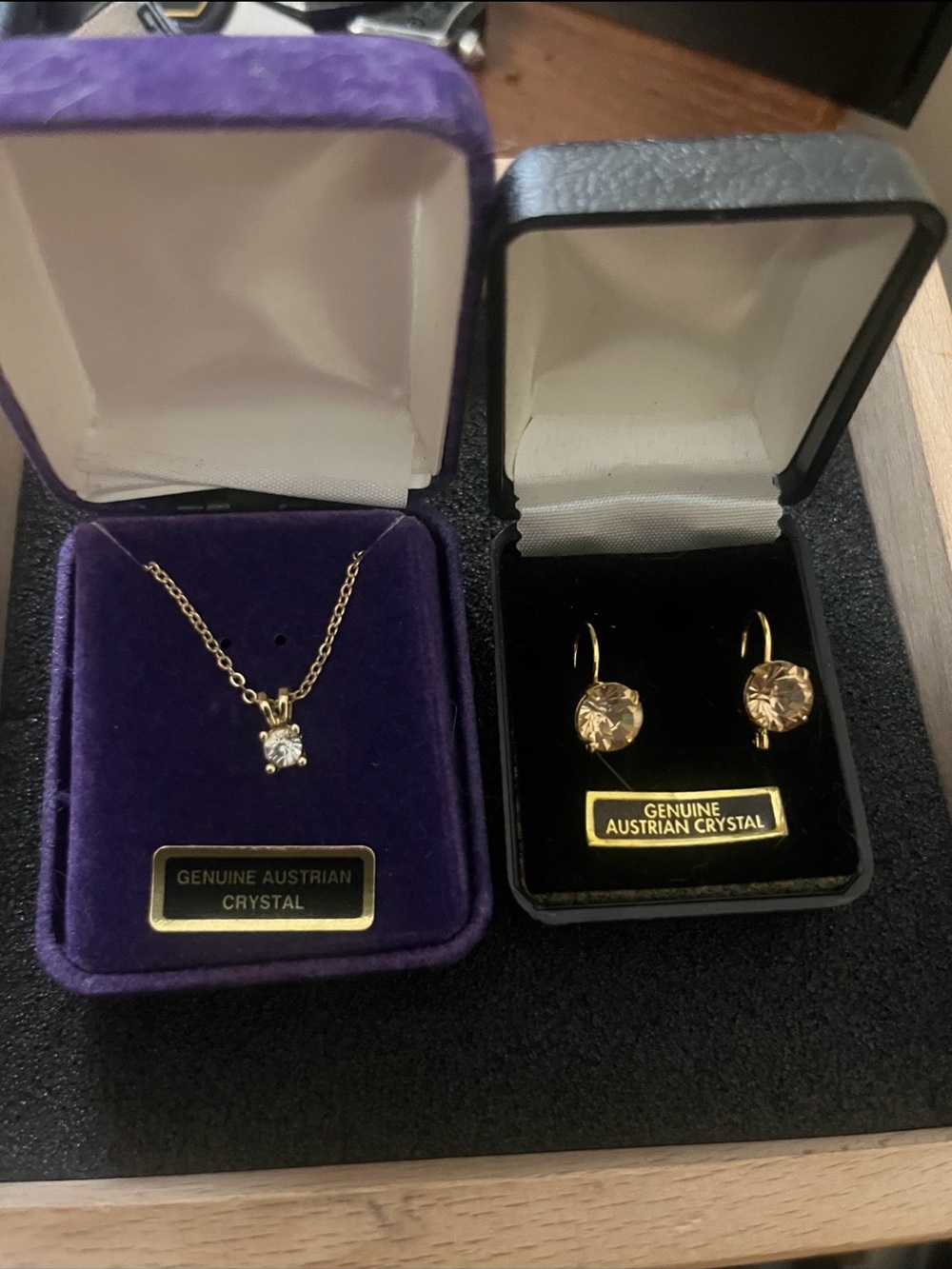 Vintage Genuine Austrian Crystal Solitaire Necklace & Earrings Set Gold-Tone NOS